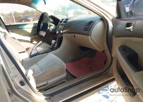 2004 Honda Accord 2.4 Lx z USA, uszkodzony, nr VIN 1HGCM56384A144073